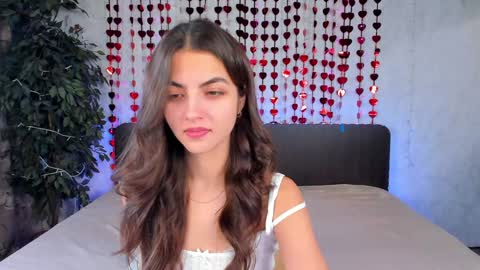 Snapshot of milana_crystal_ chatting on 4, 2, 2025 Milana online show from 4, 2, 2025