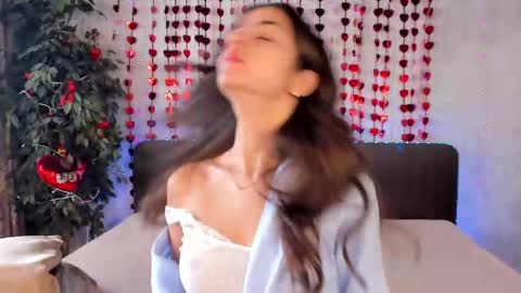 Snapshot of milana_crystal_ chatting on 16, 2, 2025 Milana online show from 16, 2, 2025