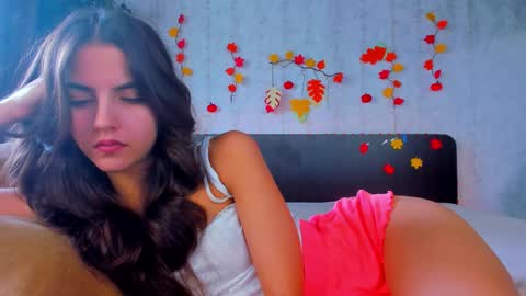 Snapshot of milana_crystal_ chatting on 28, 10, 2025 Milana online show from 28, 10, 2025