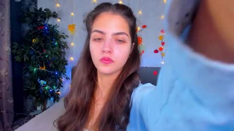 Snapshot of milana_crystal_ chatting on 18, 11, 2025 Milana online show from 18, 11, 2025