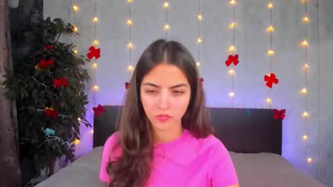 Snapshot of milana_crystal_ chatting on 16, 12, 2025 Milana online show from 16, 12, 2025