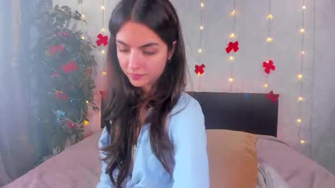 Snapshot of milana_crystal_ chatting on 5, 1, 2026 Milana online show from 5, 1, 2026