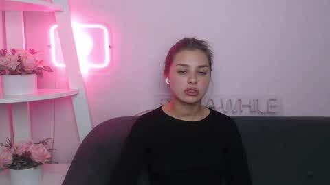 milanaangelas online show from 18, 10, 2025