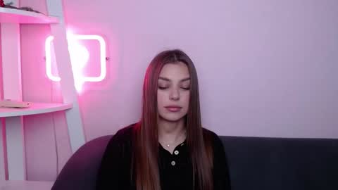 milanaangelas online show from 6, 3, 2026