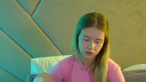 Snapshot of milanabalmain chatting on 7, 7, 2026 MilanaBalmain online show from 7, 7, 2026
