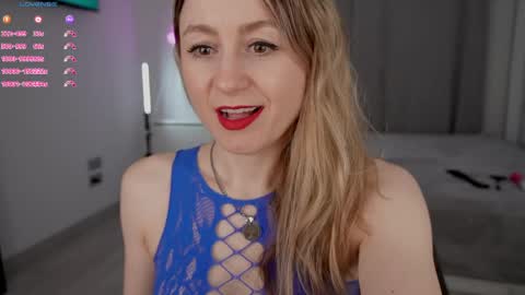 Snapshot of milanacamgirl chatting on 8, 6, 2026 Milana online show from 8, 6, 2026