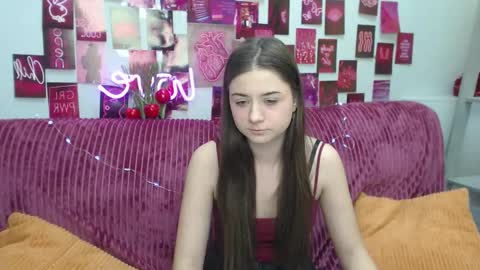 milanaroz online show from 1, 2, 2026