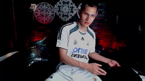 milandavid1 online show from 17, 3, 2026