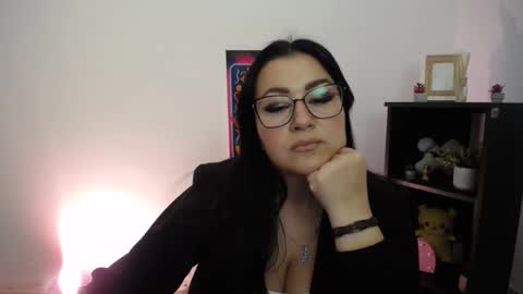 Snapshot of milania_milaa chatting on 24, 9, 2025 milania_milaa online show from 24, 9, 2025