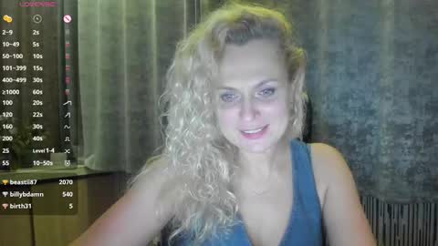 Snapshot of milanna_x chatting on 12, 9, 2025 milanna_x online show from 12, 9, 2025