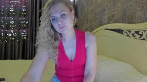 Snapshot of milanna_x chatting on 16, 10, 2025 milanna_x online show from 16, 10, 2025