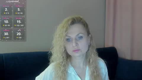 Snapshot of milanna_x chatting on 18, 11, 2025 milanna_x online show from 18, 11, 2025