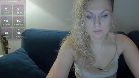 Snapshot of milanna_x chatting on 27, 11, 2025 milanna_x online show from 27, 11, 2025