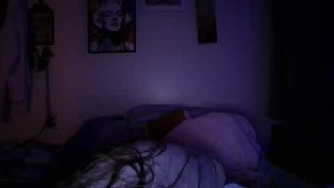 Mila online show from 7, 4, 2026