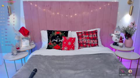 Mia online show from 12, 12, 2024