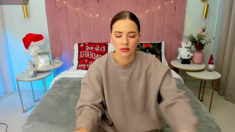 Mia online show from 22, 12, 2024