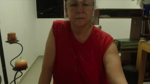 Snapshot of milchanell chatting on 15, 7, 2026 milchanell online show from 15, 7, 2026