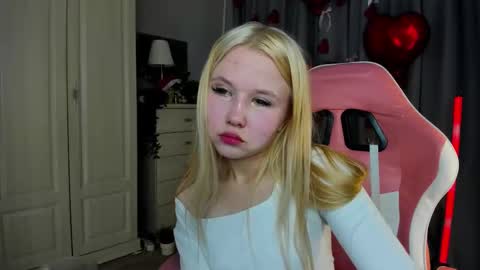 Mia online show from 14, 2, 2026