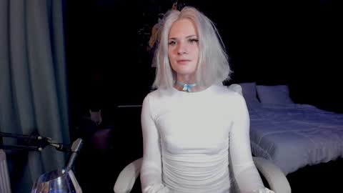 Milena online show from 4, 12, 2024