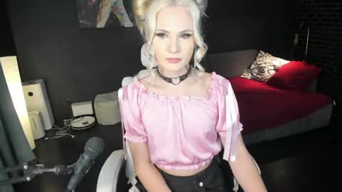 Snapshot of milena_marshmallows chatting on 30, 4, 2026 Milena online show from 30, 4, 2026