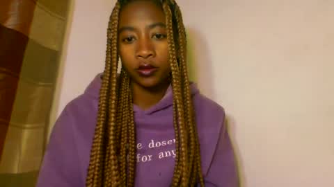 Snapshot of milennah chatting on 28, 6, 2026 milennah online show from 28, 6, 2026