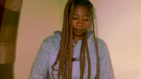 Snapshot of milennah chatting on 2, 7, 2026 milennah online show from 2, 7, 2026