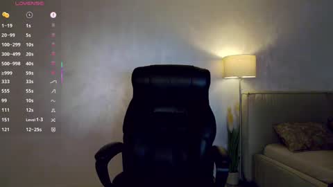 Snapshot of miley_me chatting on 16, 5, 2026 M online show from 16, 5, 2026