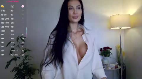 Snapshot of miley_me chatting on 19, 7, 2026 M online show from 19, 7, 2026