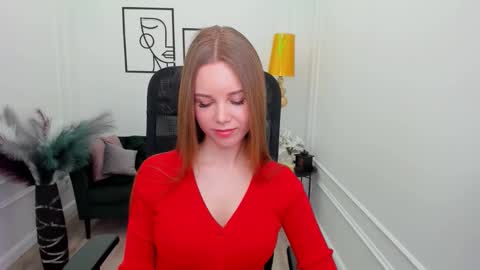 Snapshot of mileygloss chatting on 19, 1, 2026 mileygloss online show from 19, 1, 2026