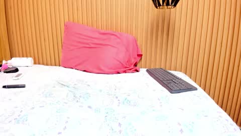 MILEY online show from 23, 11, 2025