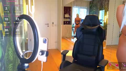 Miley Sin online show from 13, 2, 2026