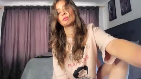 Victoria  online show from 30, 10, 2025