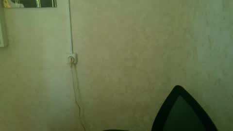 Snapshot of milia21 chatting on 26, 4, 2026 milia21 online show from 26, 4, 2026
