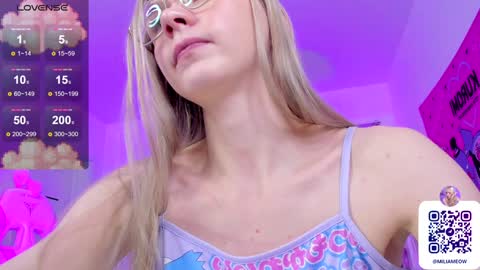 Snapshot of miliameow chatting on 1, 2, 2025 Milia online show from 1, 2, 2025