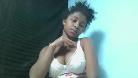 Snapshot of milinasy chatting on 4, 6, 2026 milinasy online show from 4, 6, 2026
