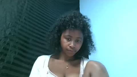 Snapshot of milinasy chatting on 5, 6, 2026 milinasy online show from 5, 6, 2026