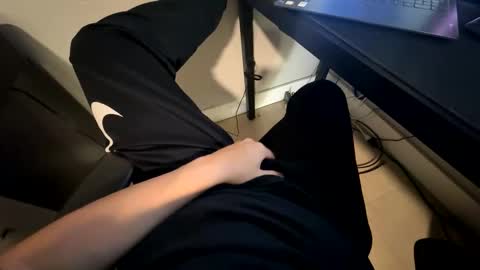 Milkme online show from 15, 4, 2026