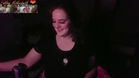 Snapshot of milkedmilf chatting on 10, 11, 2025 milkedmilf online show from 10, 11, 2025