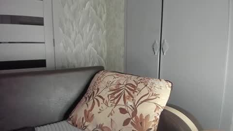 Snapshot of milkiwy chatting on 2, 12, 2024 Isaac online show from 2, 12, 2024