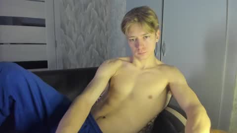 Snapshot of milkiwy chatting on 7, 12, 2024 Isaac online show from 7, 12, 2024