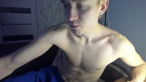 Snapshot of milkiwy chatting on 11, 12, 2024 Isaac online show from 11, 12, 2024