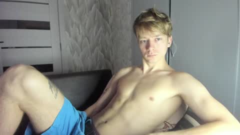 Snapshot of milkiwy chatting on 18, 12, 2024 Isaac online show from 18, 12, 2024