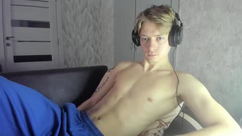 Snapshot of milkiwy chatting on 14, 1, 2025 Isaac online show from 14, 1, 2025