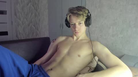 Snapshot of milkiwy chatting on 23, 1, 2025 Isaac online show from 23, 1, 2025