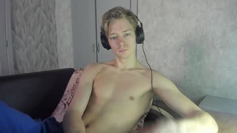 Snapshot of milkiwy chatting on 29, 1, 2025 Isaac online show from 29, 1, 2025