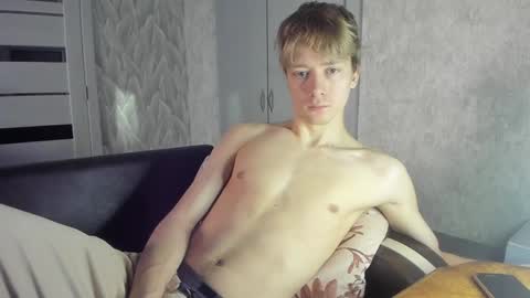 Snapshot of milkiwy chatting on 1, 2, 2025 Isaac online show from 1, 2, 2025