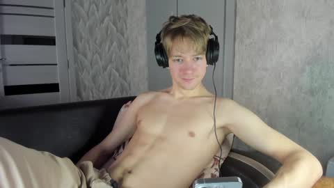 Snapshot of milkiwy chatting on 3, 2, 2025 Isaac online show from 3, 2, 2025