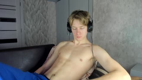 Snapshot of milkiwy chatting on 5, 2, 2025 Isaac online show from 5, 2, 2025