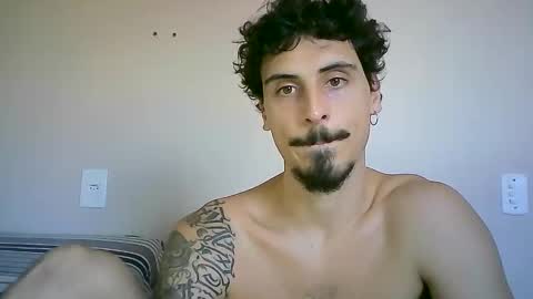 Snapshot of milkoffee chatting on 6, 12, 2024 milkoffee online show from 6, 12, 2024