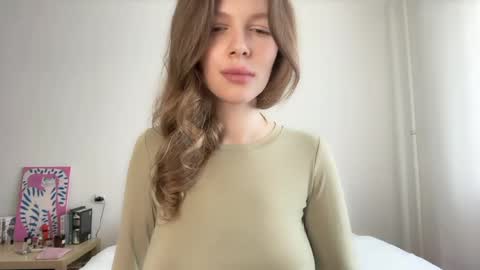 Snapshot of milky__way_ chatting on 17, 5, 2026 milky__way_ online show from 17, 5, 2026